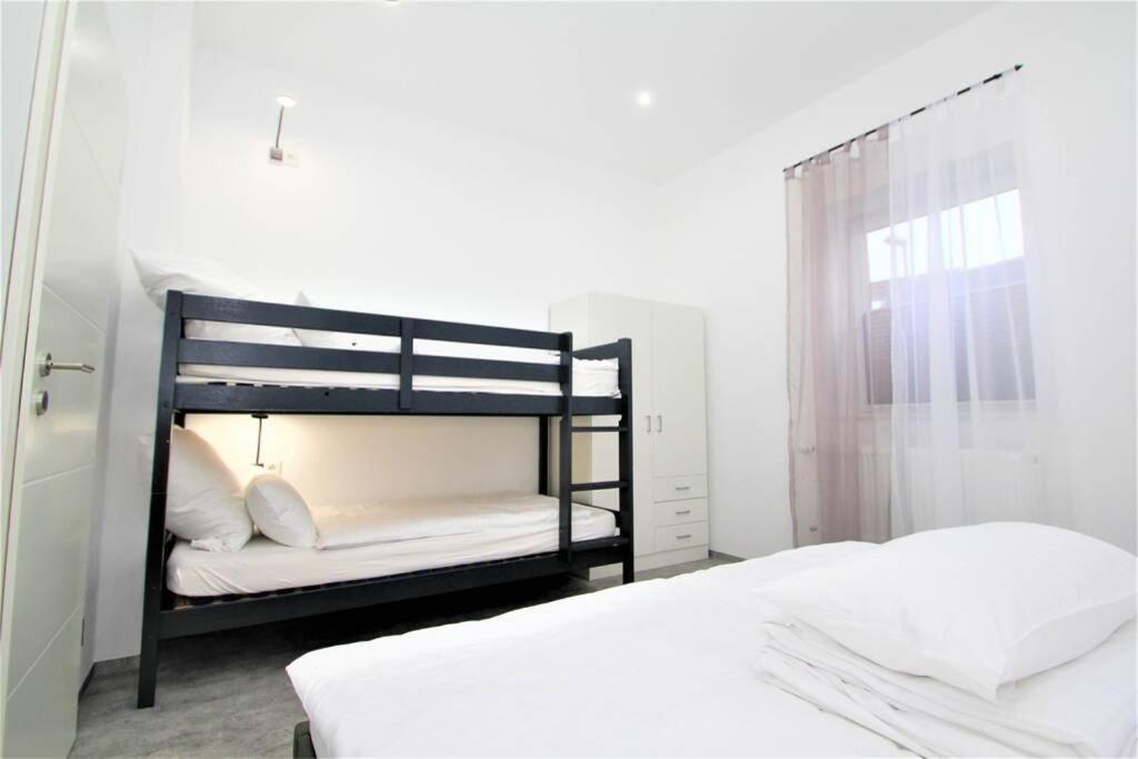 Gluecks-Burg Sonne Apartment Gluecksburg Ngoại thất bức ảnh